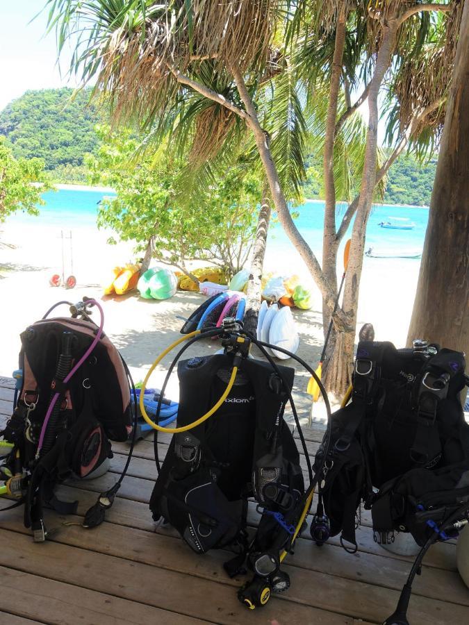 รีสอร์ทพาราไดซ์โคฟ Naukacuvu Island ภายนอก รูปภาพ